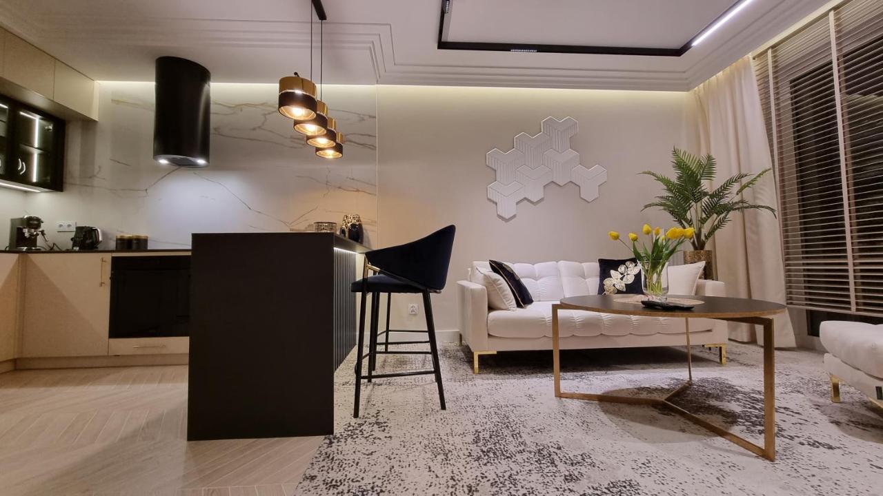 Apartament Bulwary ออชเวียนชิม ภายนอก รูปภาพ
